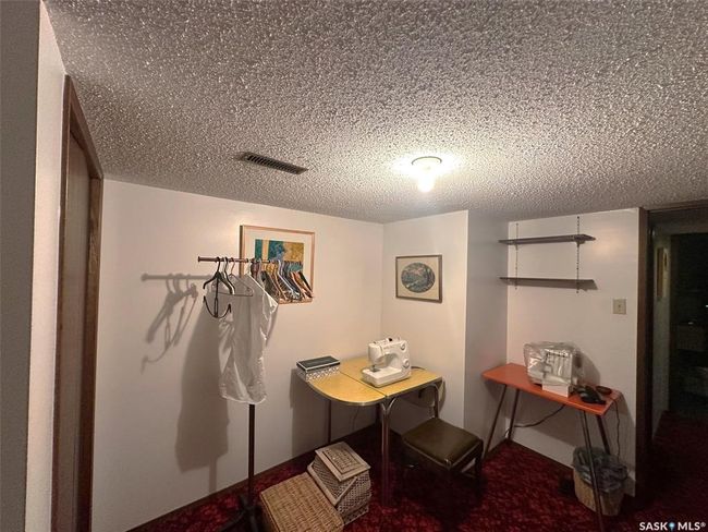 706 Donald St, House other with 5 bedrooms, 4 bathrooms and 2 parking in Hudson Bay SK | Image 12