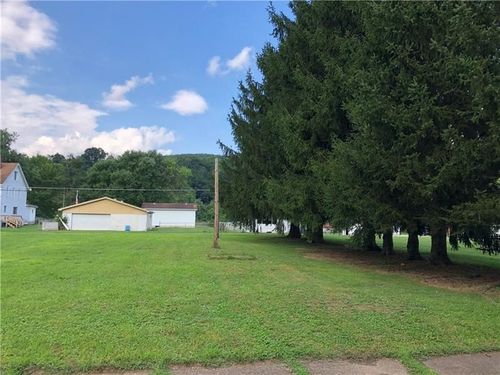 763 Maxwell Ave, La Belle, PA, 15450-1000 | Card Image