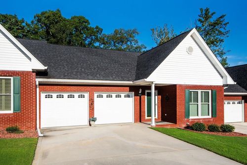 1011 Brookridge Ln Se, Cullman, AL, 35055-4411 | Card Image