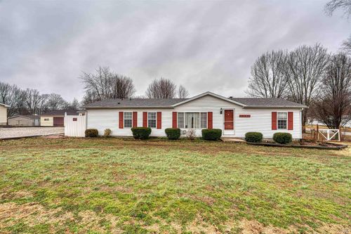 11101 Country Homes Dr, Evansville, IN, 47712-8898 | Card Image