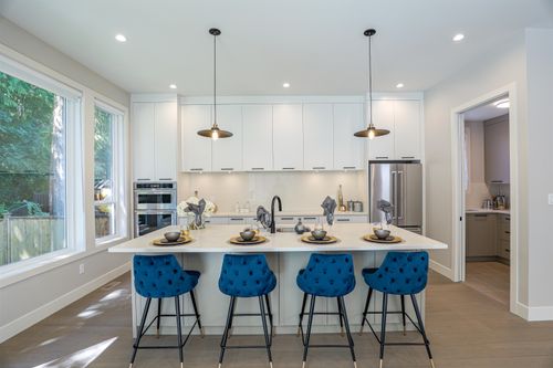 1388 Madore Ave, Coquitlam, BC, V3K3C2 | Card Image