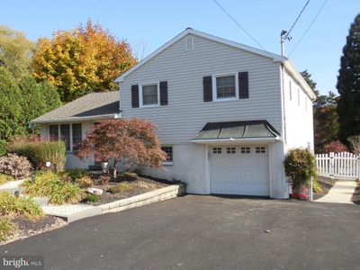 23 Nanlyn Avenue, House other with 3 bedrooms, 2 bathrooms and null parking in SELLERSVILLE PA | Image 2