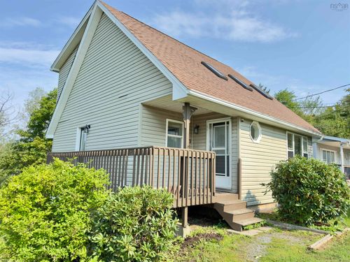 123 Boxwood Cres, Lower Sackville, NS, B4C3Y9 | Card Image