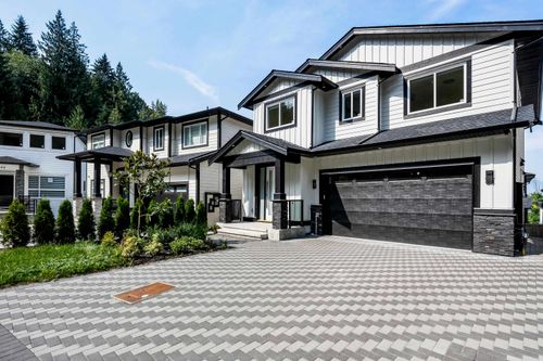 8585 Forest Gate Dr, Chilliwack, BC, V4Z0C7 | Card Image