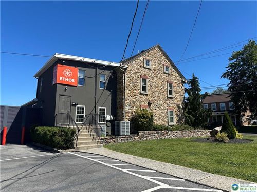 2733 W Emaus Ave, Allentown, PA, 18103-7297 | Card Image