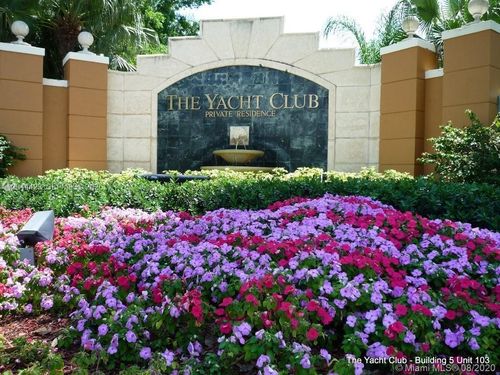 104-19501 E Country Club Dr, Aventura, FL, 33180-2551 | Card Image