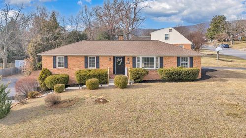 971 Stonegate Dr, Salem, VA, 24153-2607 | Card Image