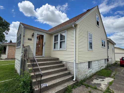 10024 Merrimac Ave, Oak Lawn, IL, 60453-3716 | Card Image