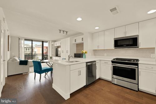 apt-412-50 Florida Ave Ne, WASHINGTON, DC, 20002-6967 | Card Image