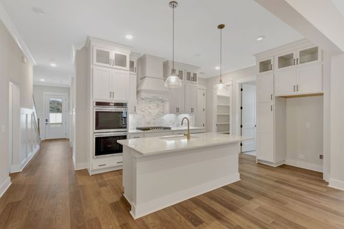 5738 Lennis Ln, Murfreesboro, TN, 37129-4486 | Card Image