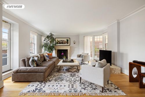 pha-52 E 72nd St, New York, NY, 10021-4266 | Card Image