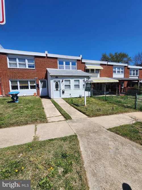 2760 Yarnall Rd, Baltimore, MD, 21227-4813 | Card Image