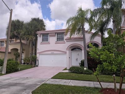 15857 Nw 4th Ct, House other with 3 bedrooms, 3 bathrooms and null parking in Pembroke Pines FL | Image 3