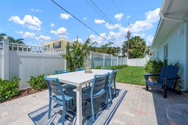 204 75 Th St, House other with 3 bedrooms, 2 bathrooms and null parking in HOLMES BEACH FL | Image 56