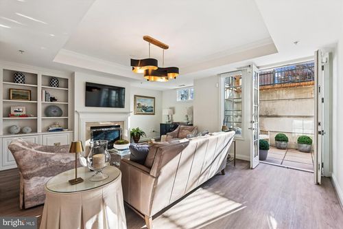 7-2501 Wisconsin Ave Nw, WASHINGTON, DC, 20007-4544 | Card Image