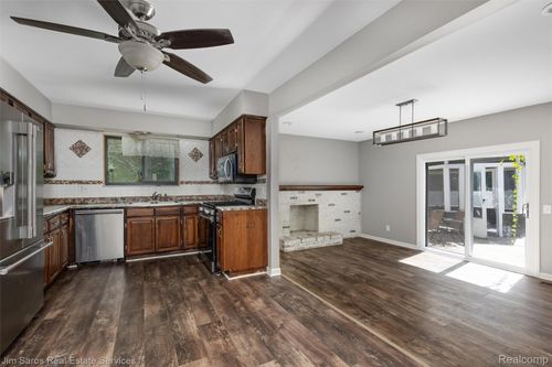 43661 Antietam Ct, Canton, MI, 48188-1703 | Card Image