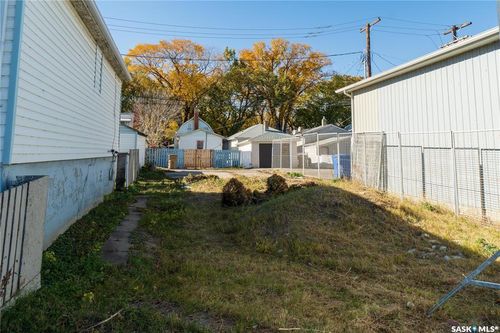 1720 Winnipeg St, Regina, SK, S4P1E9 | Card Image