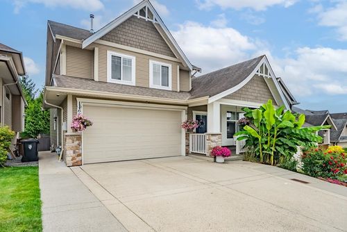 6848 198b St, Langley, BC, V2Y3B8 | Card Image
