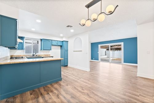 4312 Chrysalis Dr, Las Vegas, NV, 89121-4628 | Card Image