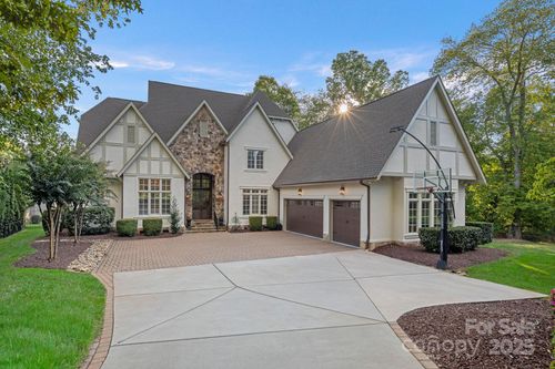 20517 Queensdale Dr, Cornelius, NC, 28031-6536 | Card Image