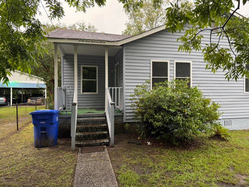 2749 E Surrey Dr, North Charleston, SC, 29405-5540 | Card Image