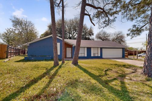 400 Casa Bello Ct, Irving, TX, 75062-5173 | Card Image