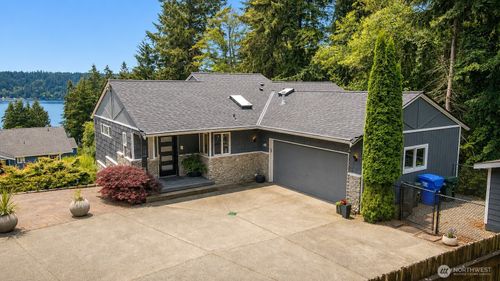 12415 6th Ave Nw, Gig Harbor, WA, 98332-9671 | Card Image
