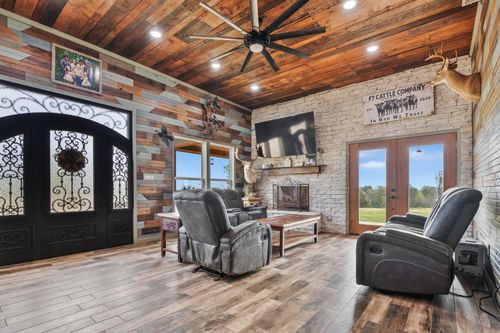 13687 County Road 4188 S, Henderson, TX, 75654-6120 | Card Image