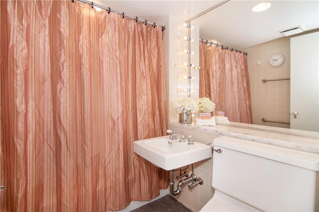 Lower level bathroom. | Image 22