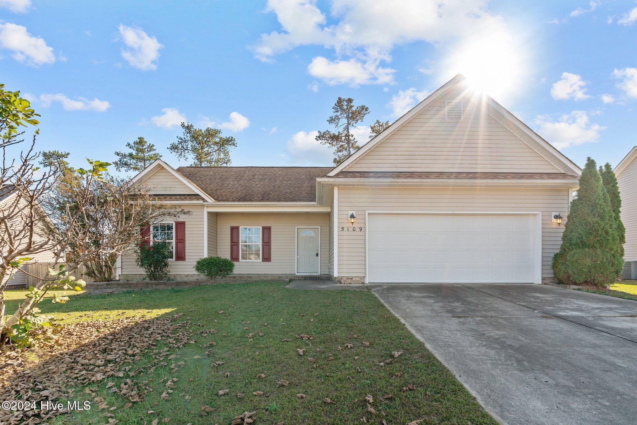Trophy Ct, Fayetteville, NC 28314