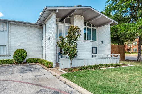 apt-110-4347 Dickason Ave, Dallas, TX, 75219-2615 | Card Image