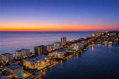 102-9566 Gulf Shore Dr, Naples, FL, 34108-2095 | Card Image