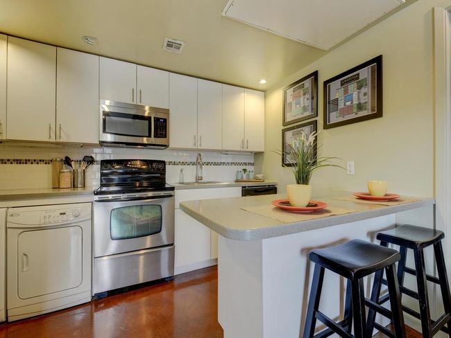 APT-204 - 2408 Leon St, Condo with 2 bedrooms, 2 bathrooms and 1 parking in Austin TX | Image 6