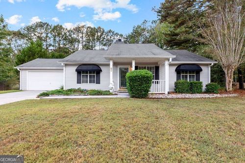82 Spring Cir, Senoia, GA, 30276-1537 | Card Image