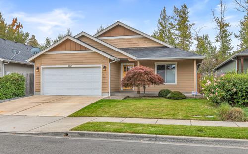 2247 Sw Gayle Way, Grants Pass, OR, 97527 | Card Image