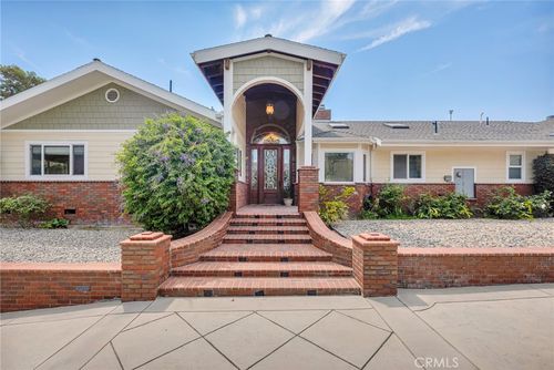 11947 Clonlee Ave, Granada Hills, CA, 91344-2613 | Card Image