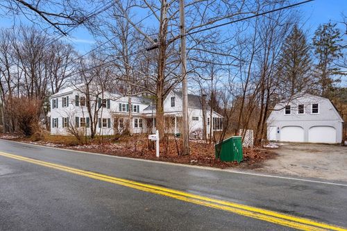 104 Mill St, Groton, MA, 01450-1220 | Card Image