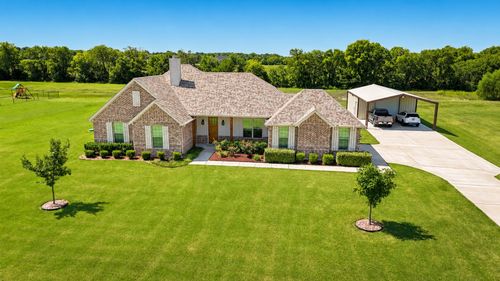 884 Cheyenne Trl, Trenton, TX, 75490-7324 | Card Image