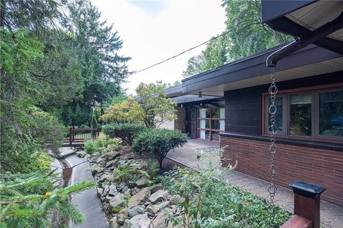 705 Galey Park, Beaver, PA, 15009-1833 | Card Image