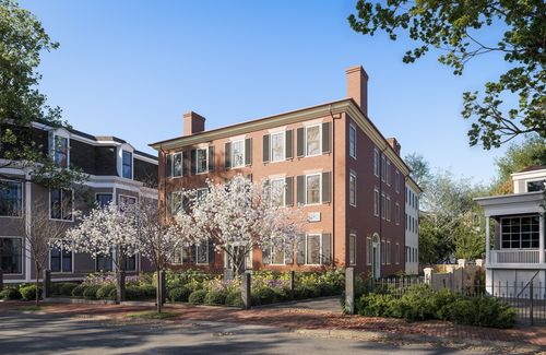 201-105 State St, Newburyport, MA, 01950-6696 | Card Image