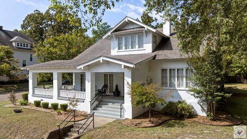 1409 Pecan St, Texarkana, AR, 71854-4325 | Card Image