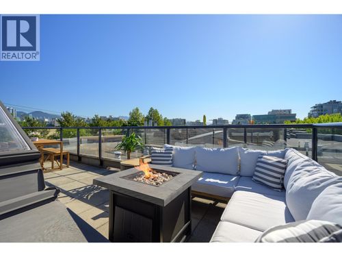 220-676 W 6th Avenue, Vancouver, BC, V5Z1A3 | Card Image