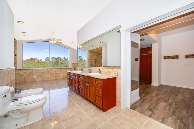 372 Rest Haven Rd, House other with 4 bedrooms, 4 bathrooms and null parking in Geneva FL | Image 20