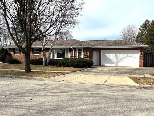 1931 N Summit Street, APPLETON, WI, 54914 | Card Image