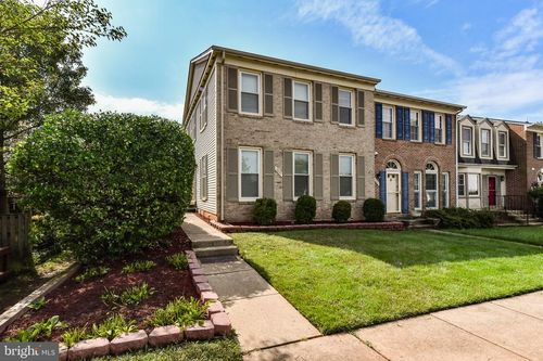 3801 Grand Junction Ct, FAIRFAX, VA, 22033-1325 | Card Image