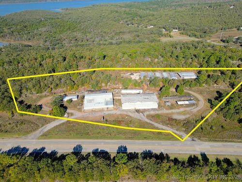 7987 S Highway 69, Atoka, OK, 74525-6876 | Card Image