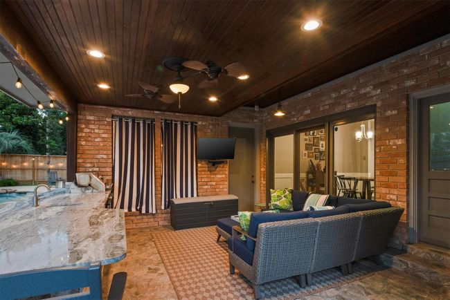 9410 Windrush Dr, House other with 4 bedrooms, 4 bathrooms and 3 parking in Spring TX | Image 33