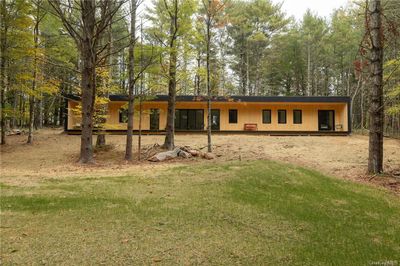 View of front of house with a front yard | Image 3