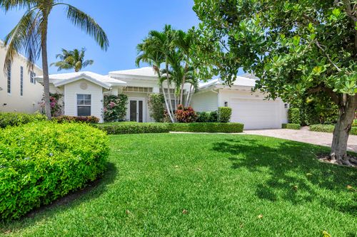 235 Claremont Ln, Palm Beach Shores, FL, 33404-6209 | Card Image