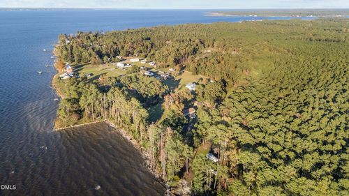 220 Great Neck Rd, Havelock, NC, 28532-9001 | Card Image